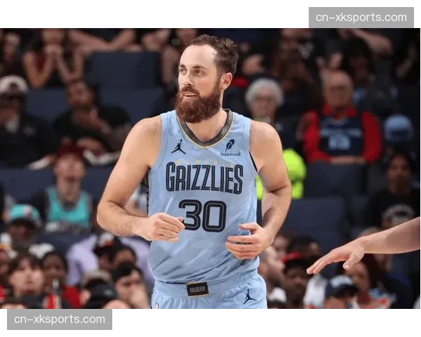 特写：终场前制胜封盖，灰熊新秀中锋引爆联邦快递论坛球馆