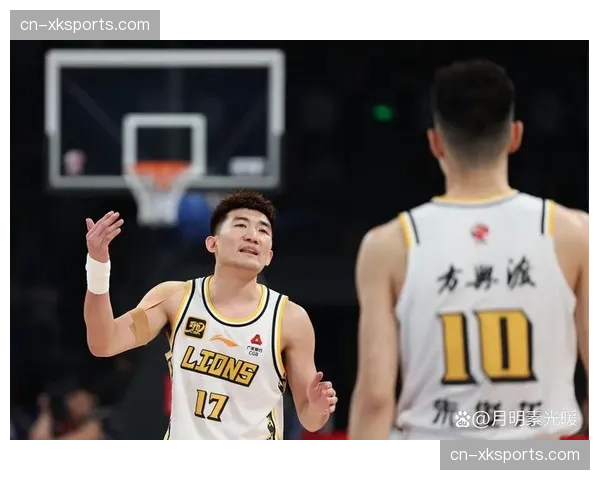 【2026年4月CBA联赛高位压迫体系趋势报告·赛后·通讯更衣室通讯：失利后，广厦队教练组反复观看第四节防守轮转失误片段